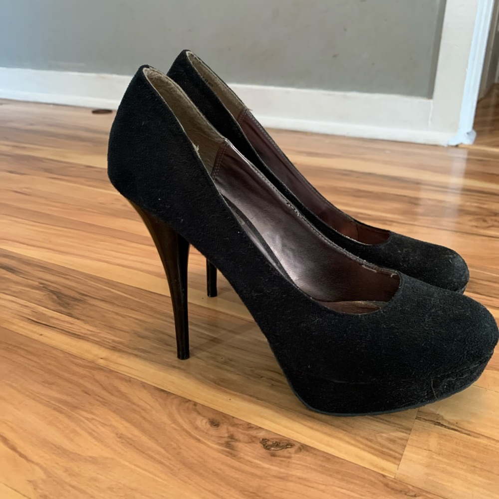 Candies Black Stiletto Heels, Size 9.